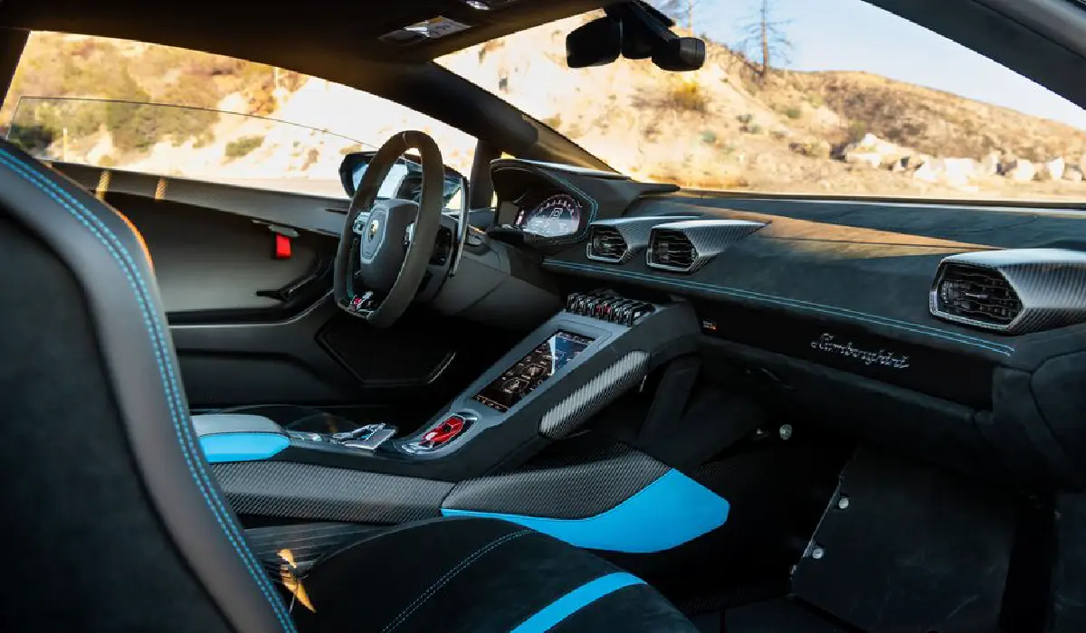 Lamborghini - Huracan STO - Super Car Rentals Near me - Used Super Cars Near me - Exclusive Concierge Club.webp